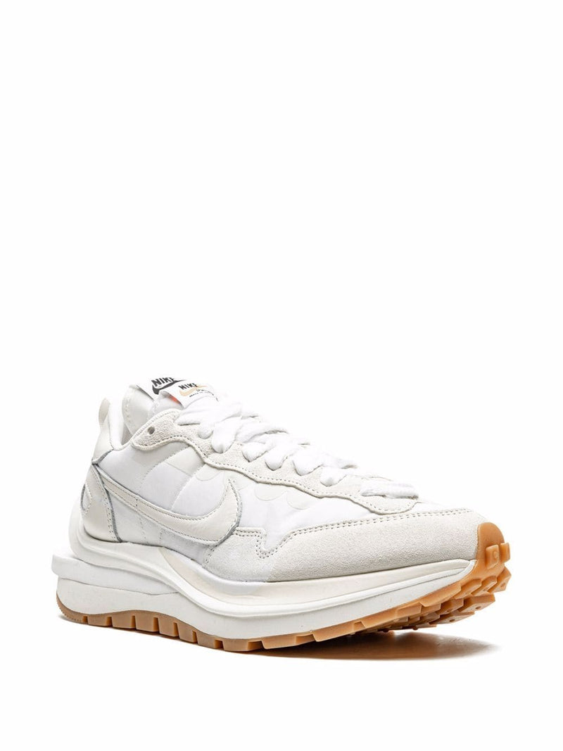 Nike Vaporwaffle sacai white Gum
