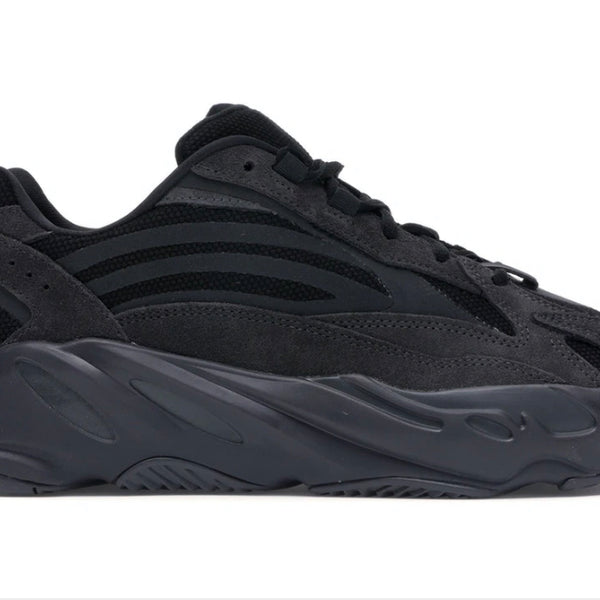 adidas yeezy boost 700 v2 black