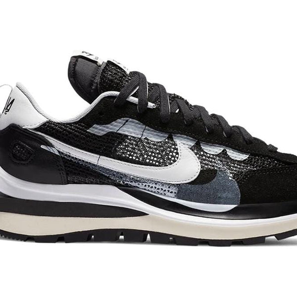 Nike Vaporwaffle sacai Black/White – LS Personal Shopper